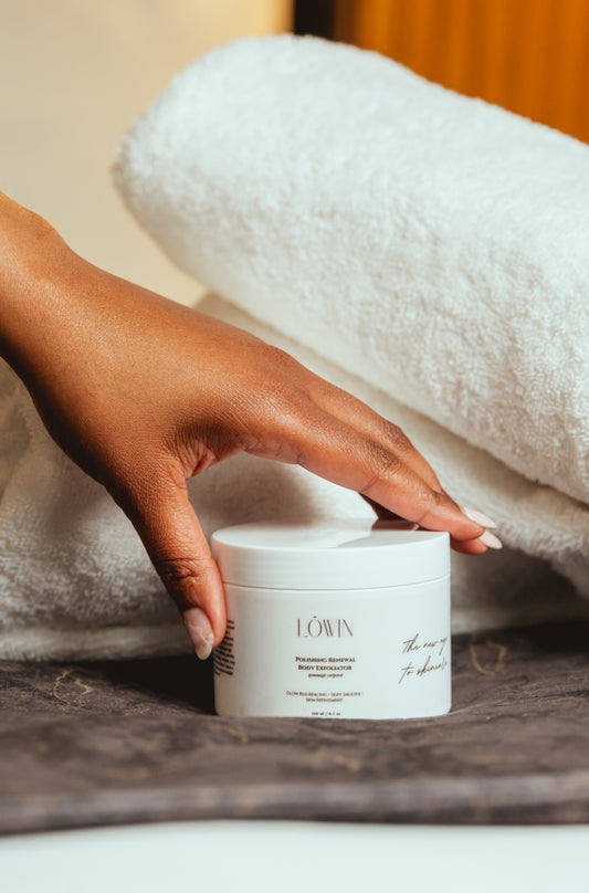 Polishing Renewal Body Exfoliator – Gentle Exfoliation with Shea Butter & Safflower Oil