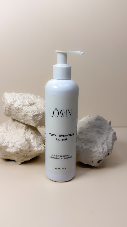 Löwin hydrating body lotion with neutral background