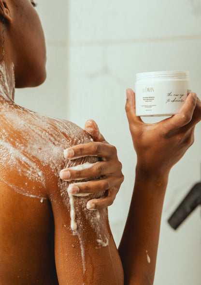 Polishing Renewal Body Exfoliator – Gentle Exfoliation with Shea Butter & Safflower Oil